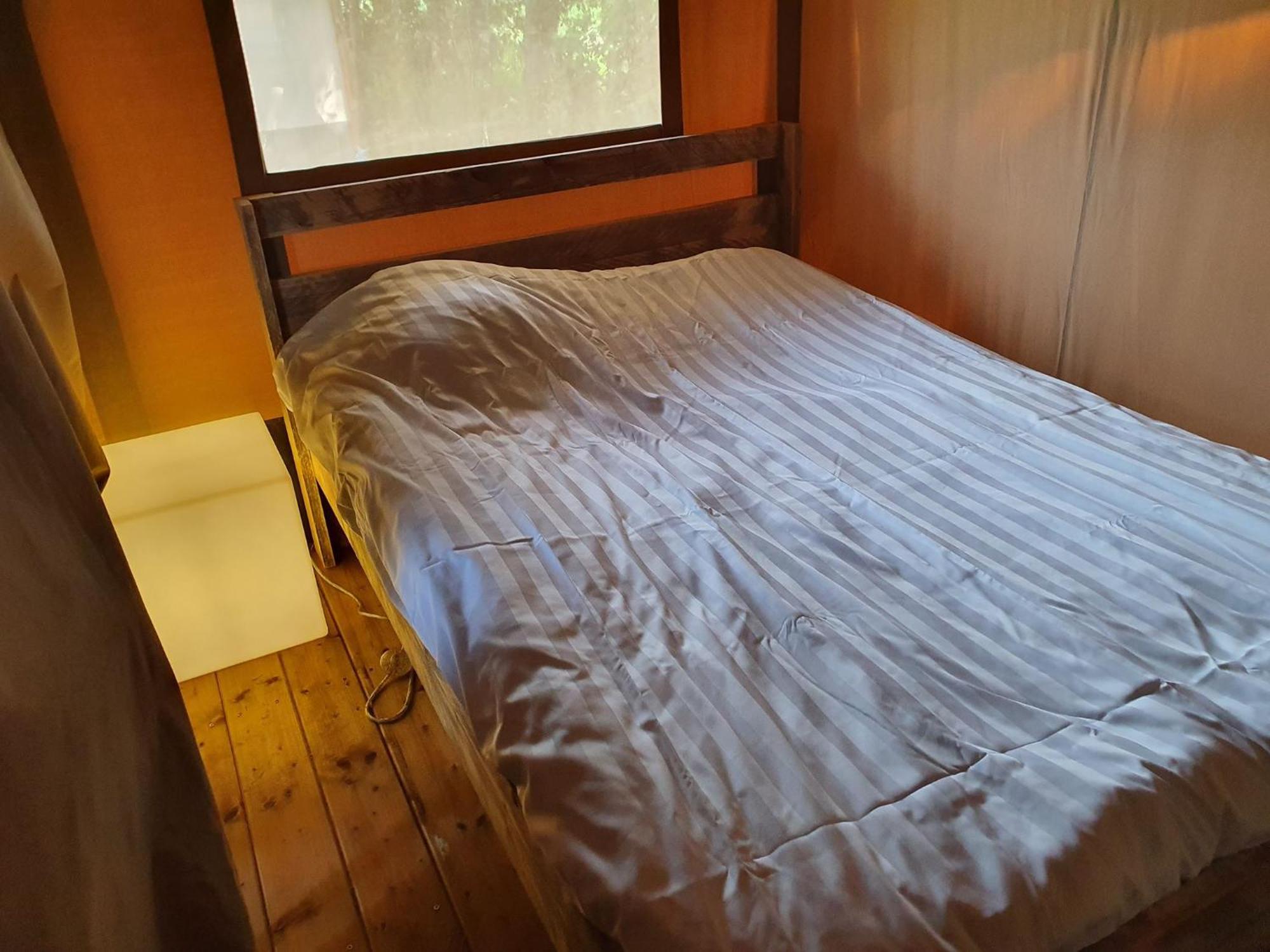 Camping De Oude Rijn Ter Aar Room photo